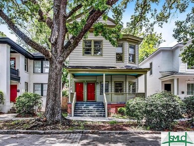 512 E Waldburg St, Savannah, GA 31401 - photo 2