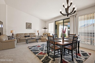 09-Dining_Living Room