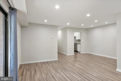 10720 West Dr unit 101, Fairfax, VA 22030 - photo 6