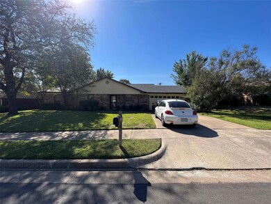 604 Morning Glory Ln, Bedford, TX 76021 - photo 3