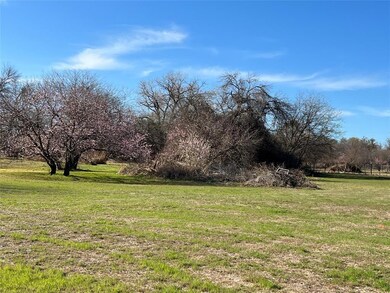 221 Center Point Rd, Weatherford, TX 76087 - photo 2