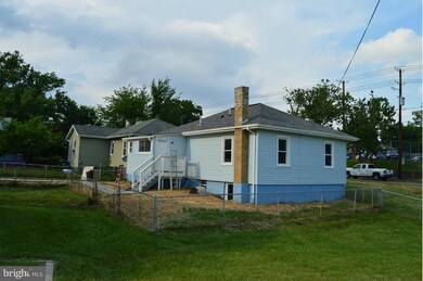 204 44th St NE, Washington, DC 20019 - photo 3