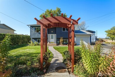 1127 Lamb St, Milton Freewater, OR 97862 - photo 3