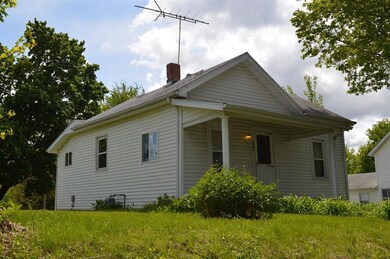 203 W Vine St, New Castle, IN 47362 - photo 3