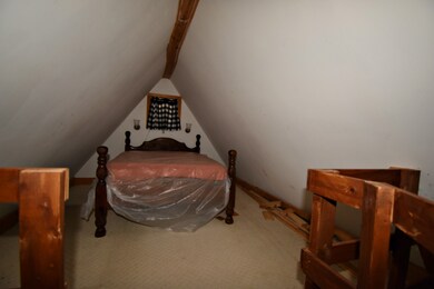 1025 Hurricane Creek Rd, Linden, TN 37096 - photo 7