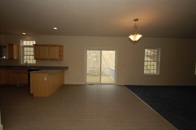 147 Brookview Dr unit 56, Hooksett, NH 03106 - photo 4