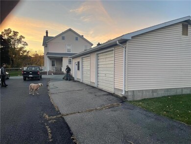 170 N Canal St, Walnutport, PA 18088 - photo 5