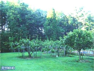 750 Brookwood Ln, Hockessin, DE 19707 - photo 2