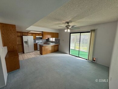 252 N Broadway St, Ridgecrest, CA 93555 - photo 7