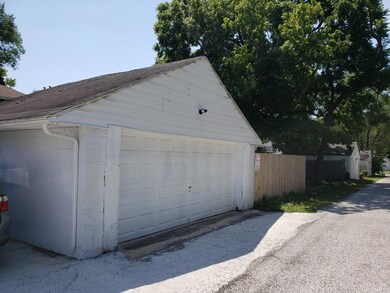 3. 2 Car Garage