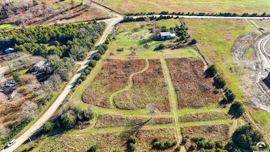 1587 N 450 Rd, Baldwin City, KS 66006 - photo 6