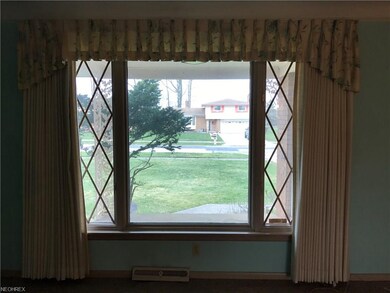 5419 Holly Rd, Bedford, OH 44146 - photo 5