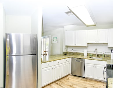 858 E 7th St unit 5, Ocean City, NJ 08226 - photo 3