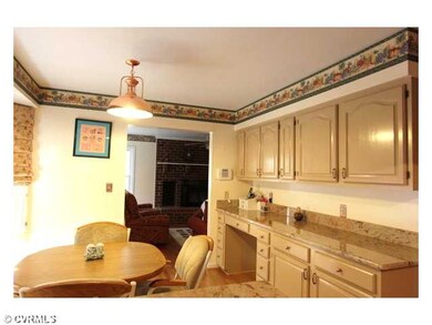 Kitchen - CASUAL DINING AREA WITH LOTS CABINETS, B