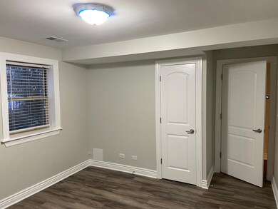 2640 W Granville Ave unit 1E, Chicago, IL 60659 - photo 5