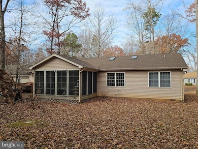 314 Fairway Dr, Locust Grove, VA 22508 - photo 2