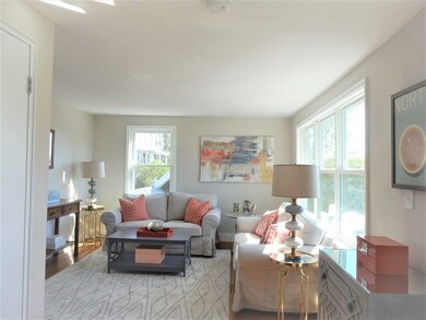 39 Prospect St unit 4, Marblehead, MA 01945 - photo 2