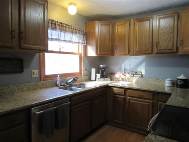 64 Gowing Rd, Hudson, NH 03051 - photo 5