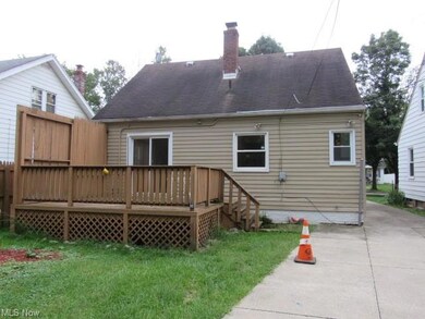 17401 Mapleboro Ave, Maple Heights, OH 44137 - photo 2