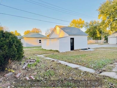 1105 17th St, Central City, NE 68826 - photo 6