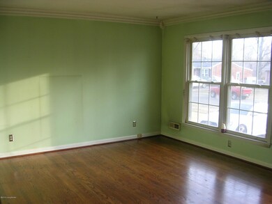 5514 Idlewood Ln, Louisville, KY 40291 - photo 3