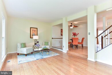 13900 Baton Rouge Ct, Centreville, VA 20121 - photo 5