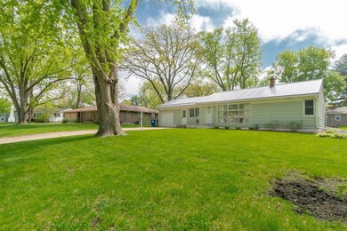 3102 Shady Ln, Cedar Falls, IA 50613 - photo 2