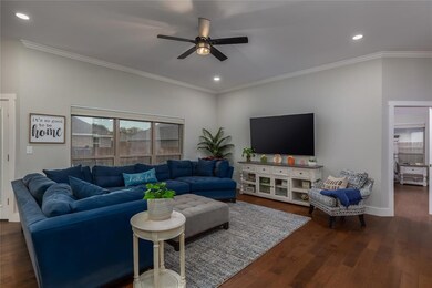 953 Avagail Ave, Springtown, TX 76082 - photo 7