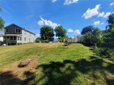 14 Division St, Port Jervis, NY 12771 - photo 2