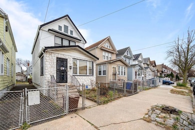 111-15 Inwood St, Jamaica, NY 11435 - photo 3