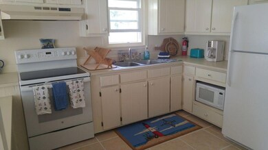 Lighthouse Kitchen (2)
