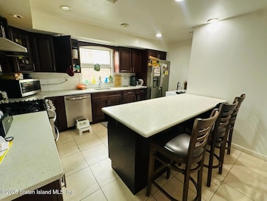 50 Beacon Place unit Main, Staten Island, NY 10306 - photo 3