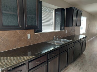 14264 Desert Orchid Dr, El Paso, TX 79928 - photo 4