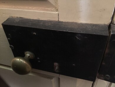 289 2nd Nh Turnpike, Hillsborough, NH 03244 - photo 4