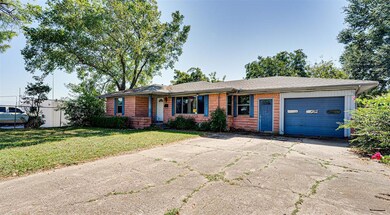 1019 E Milam St, Ennis, TX 75119 - photo 3