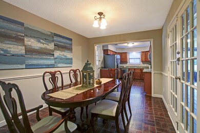 726 Grove Park Blvd, Jacksonville, FL 32216 - photo 5