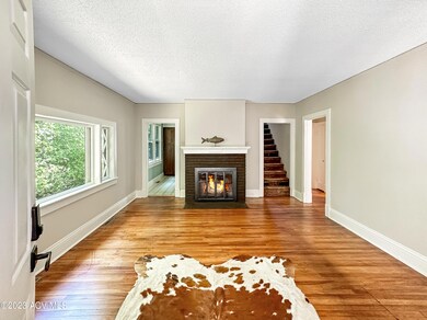 41 Seneca Ave Saranac Lake NY 12983 0001