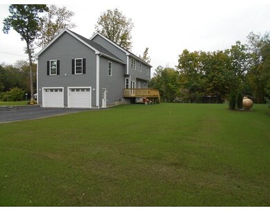 600 Pelham Rd, Dracut, MA 01826 - photo 2