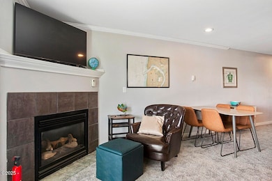 890 SE Bay Blvd Unit 8 (int)_19