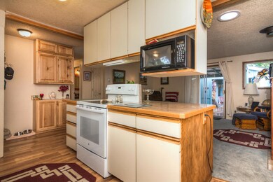 Colt Ln NE 20641 (5 of 32)