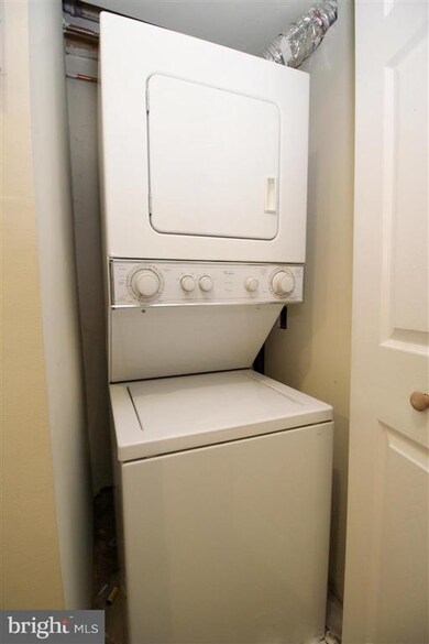 1434 Perry Place NW unit 2, Washington, DC 20010 - photo 6