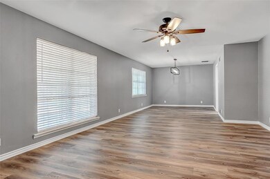 1122 S Derby St, Denison, TX 75020 - photo 2