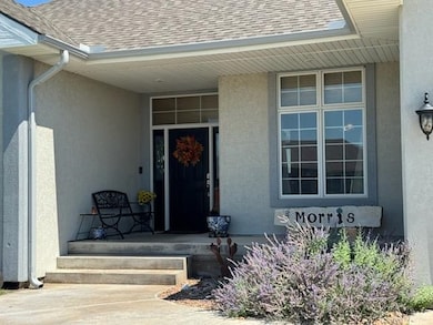 2236 Canterbury Ln, Great Bend, KS 67530 - photo 4