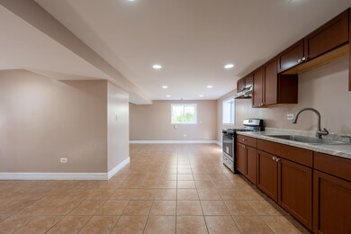 7 Cardinal Ln, Carpentersville, IL 60110 - photo 5