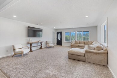 06-web-or-mls-726-earhart-rd
