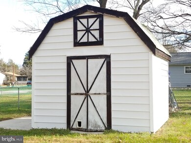 29736 Wilson Rd, Mechanicsville, MD 20659 - photo 4