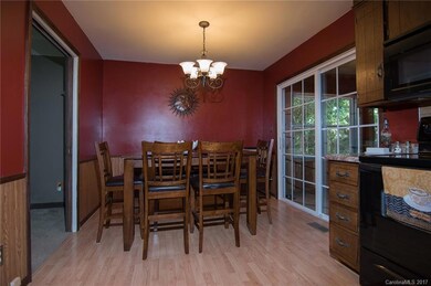 2407 Cliffside Dr, Statesville, NC 28625 - photo 4