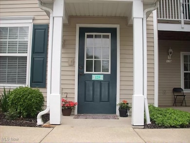 28340 Center Ridge Rd unit 129, Westlake, OH 44145 - photo 2