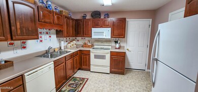 condo kitch