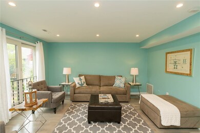 319 Swans Wharf Row, Newport, RI 02840 - photo 4